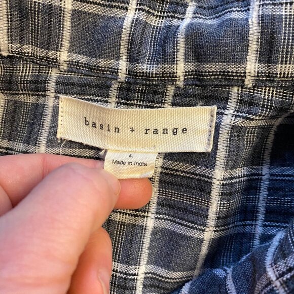 Basin & Range Blue Plaid Button Down Shirt Size Large - Picture 2 of 6